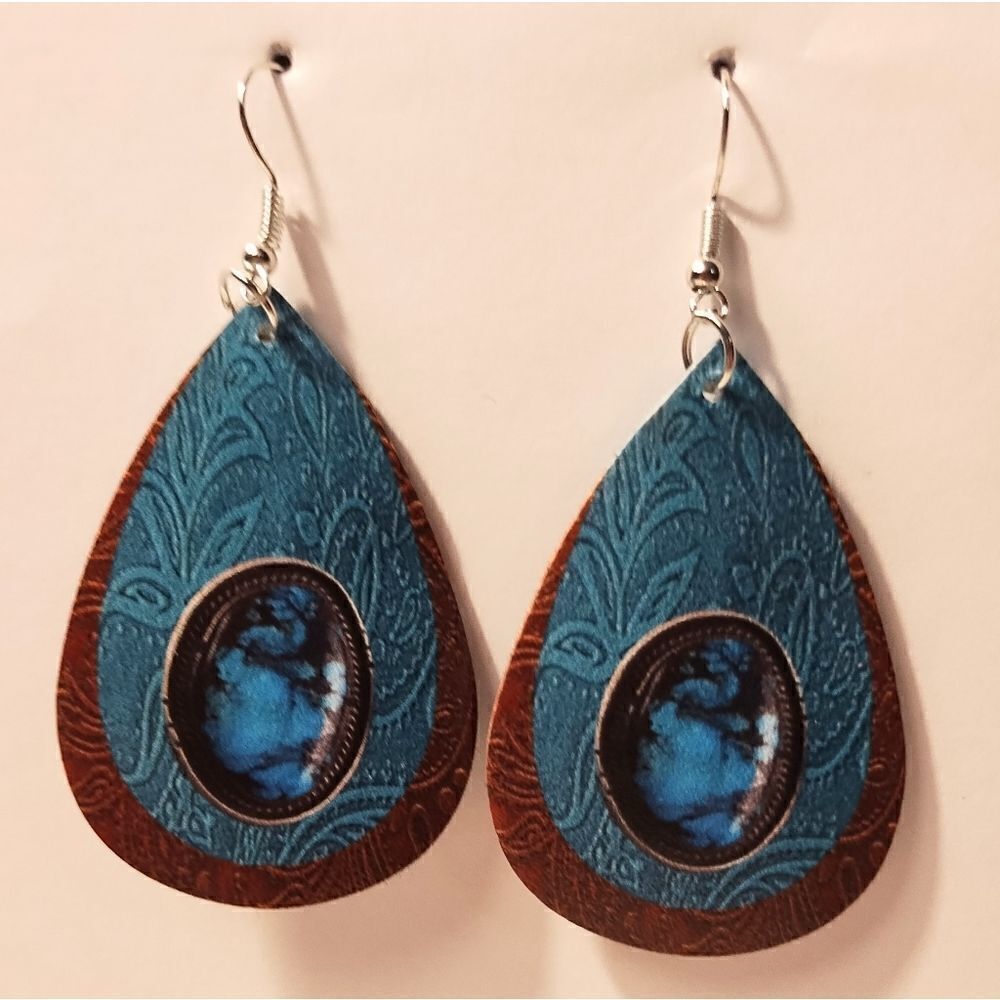 Western teardrop earrings faux leather new d73‎